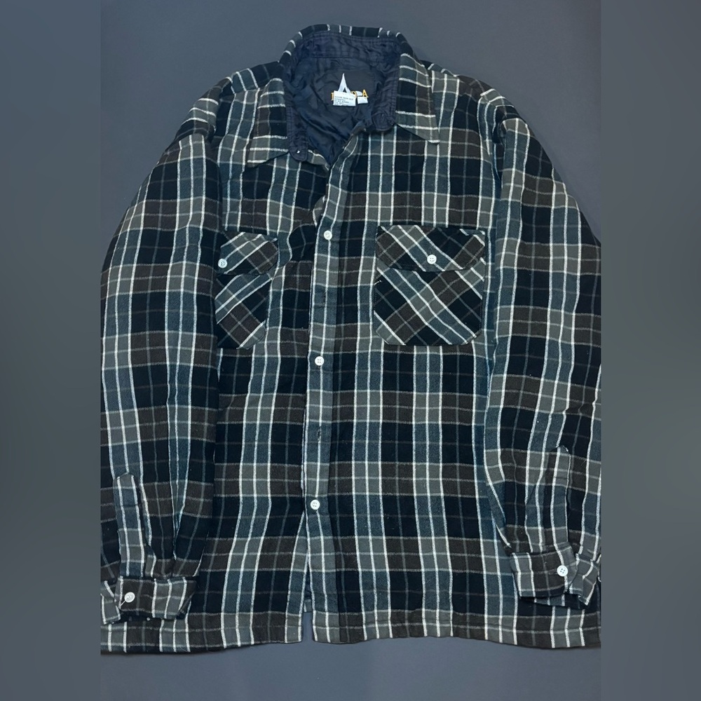Men’s Plaid Button-Up jacket